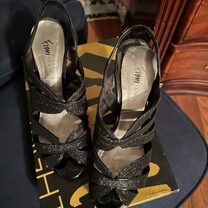 Fioni Nights dress heels open toe size 9